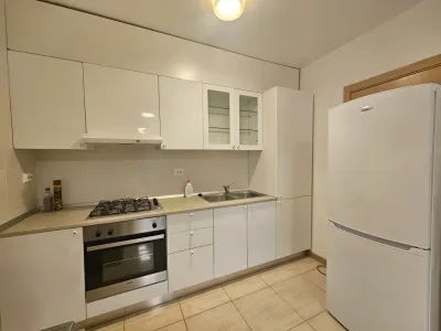 bucatarie utilata apartament de inchiriat Sector 2 București